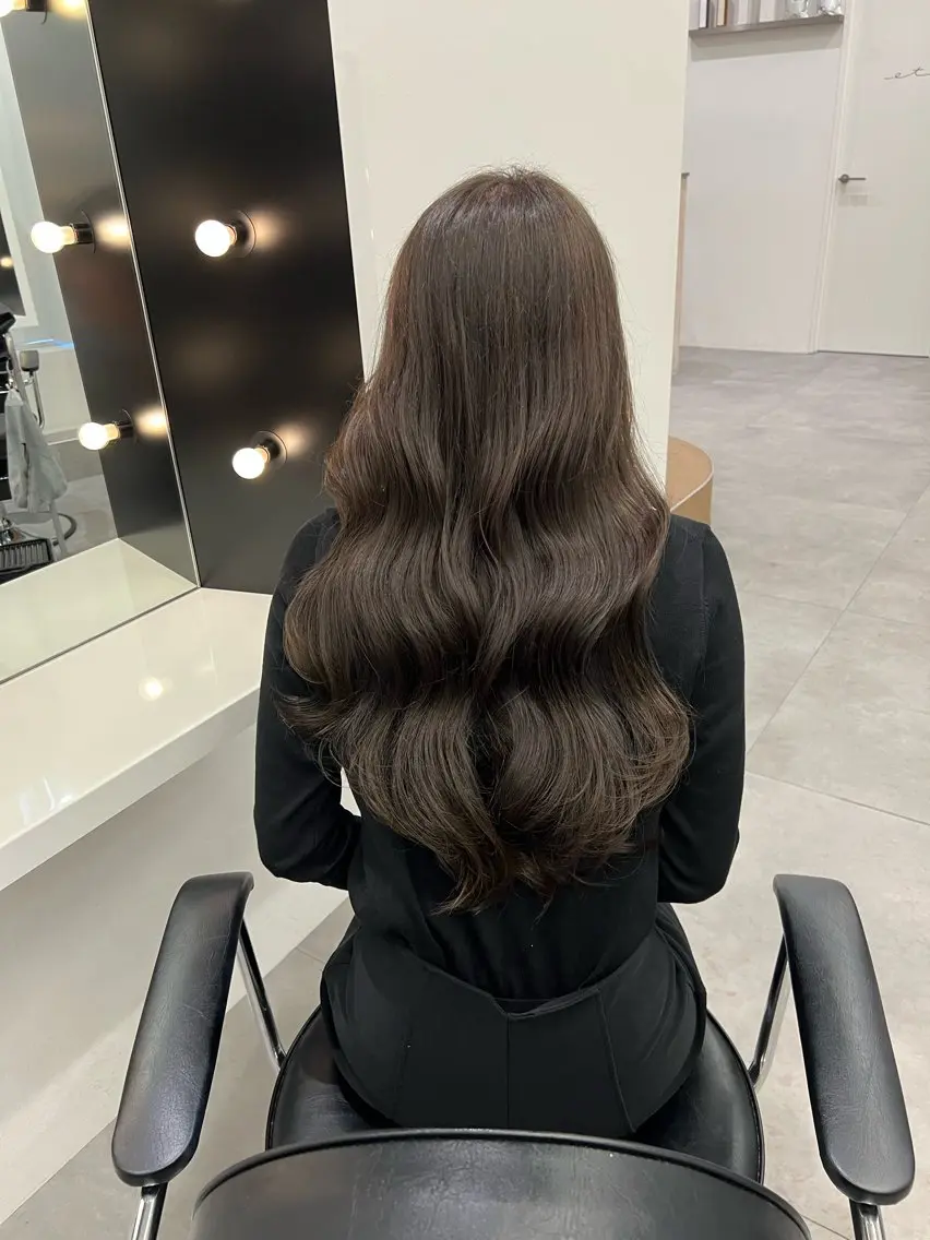 ロング カット しゅういち/赤み消し カラー特化のヘアスタイル