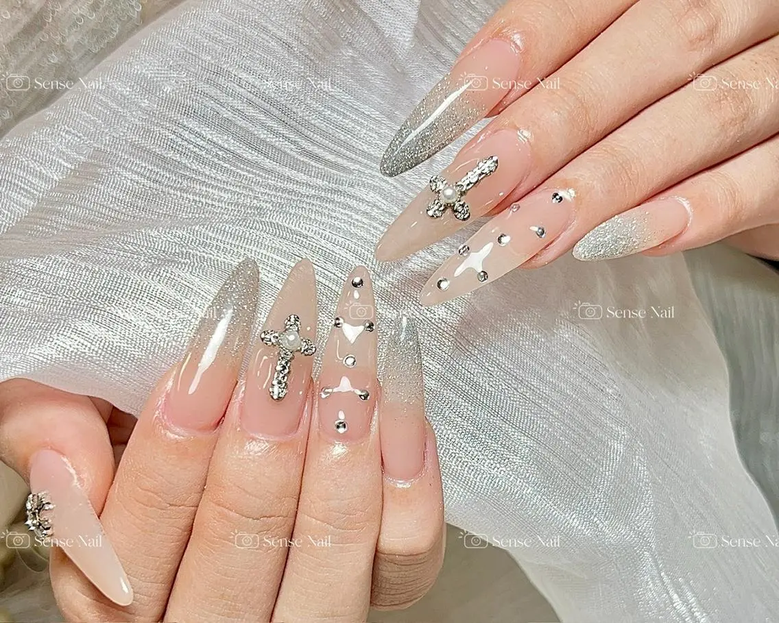 ネイル YUKI 💗 渋谷店のネイルデザイン