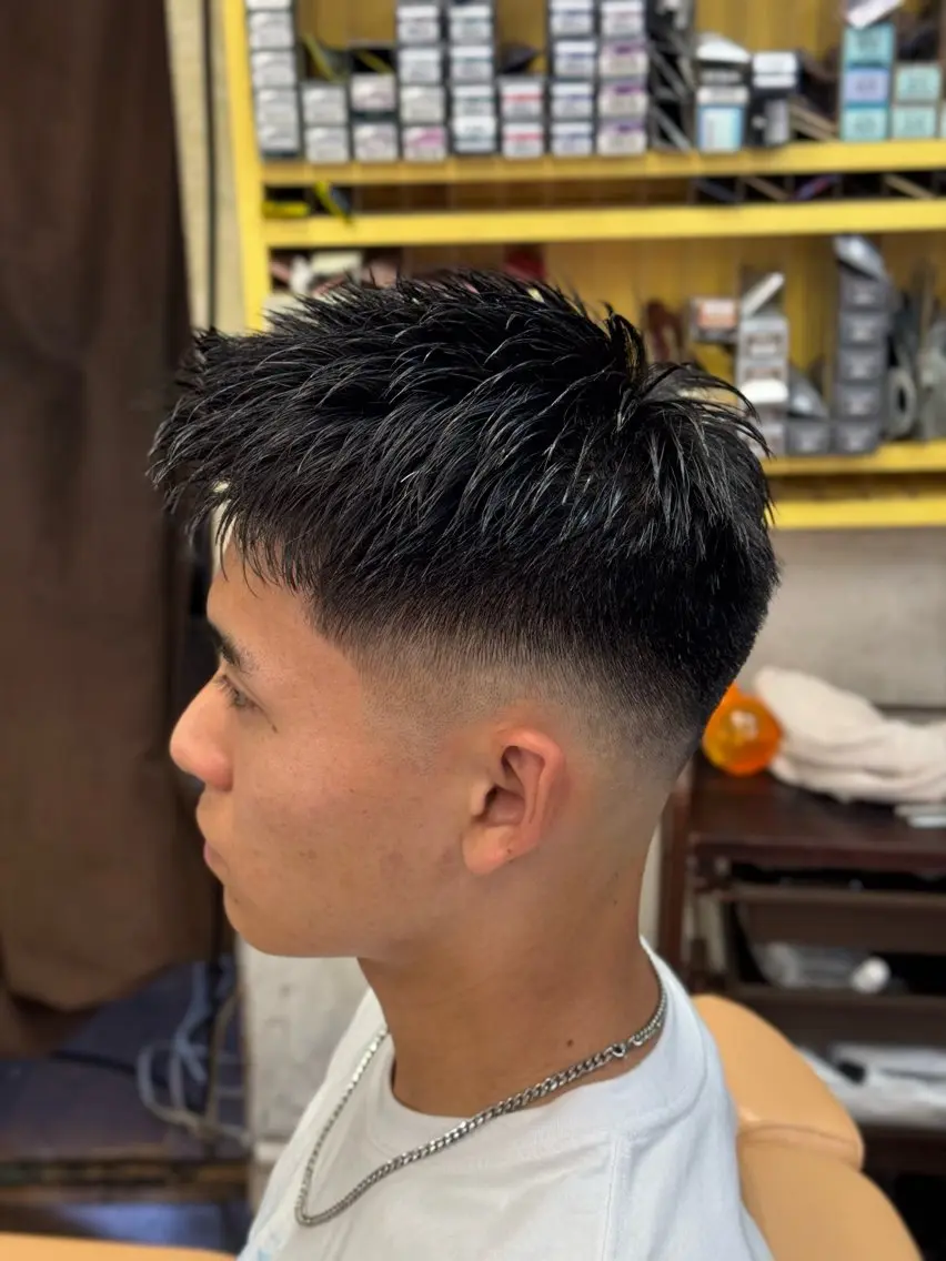 ショート メンズ フェードカット カンタ/メンズカット /フェード/新宿のヘアスタイル