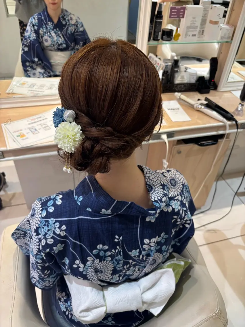 ロング ヘアアレンジ ヘアセット 宮永 璃沙のヘアスタイル