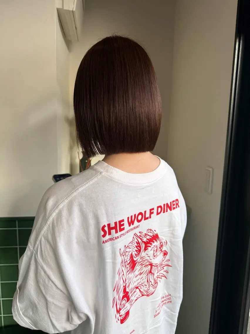 ショート ボブ カット ヘアカラー 6月期間限定 今だけクーポンありのヘアスタイル