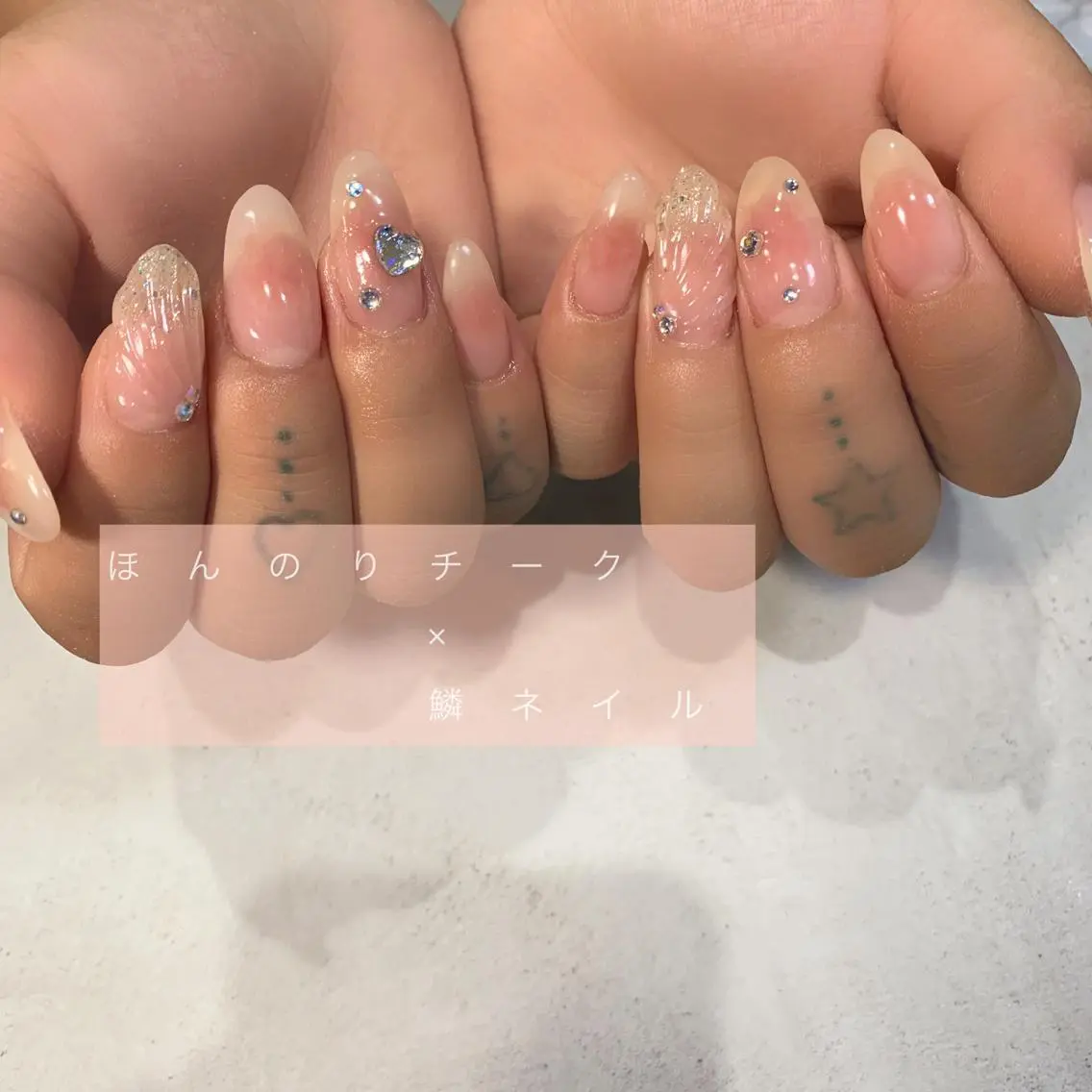 ネイル ハンドネイル Tiara♛ティアラ 山口くるみのネイルデザイン