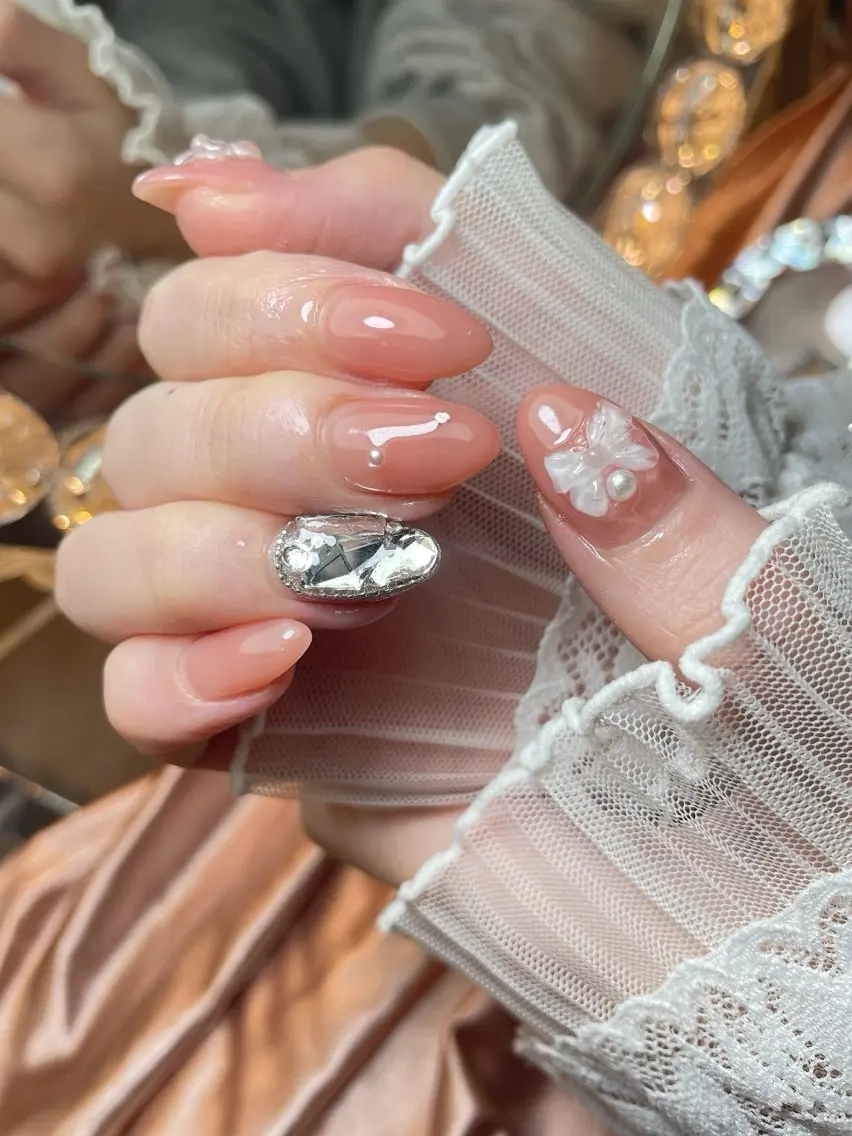 ネイル 24時まで❤︎韓国、 ワンホンネイルのネイルデザイン