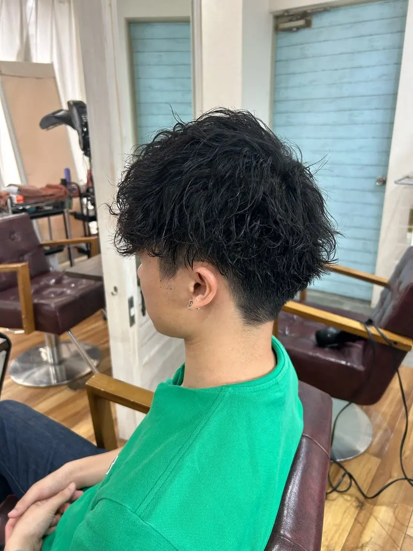 ショート パーマ メンズ メンズブリーチ メンズハイライト メンズインナーカラー メンズ韓国風 メンズパーマ カット パーマ メンズパーマ 髪質改善☆有馬のヘアスタイル