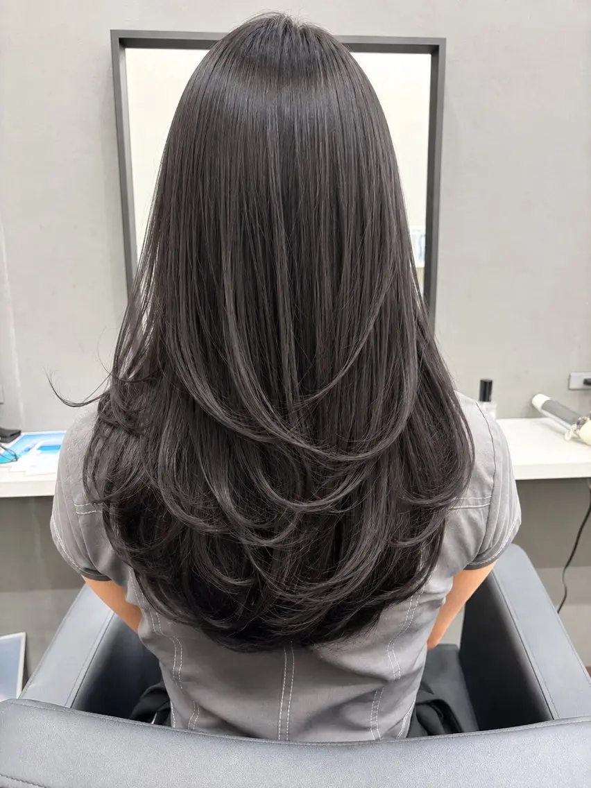 ロング 【韓国ヘア ×透明感カラー】芳川のヘアスタイル