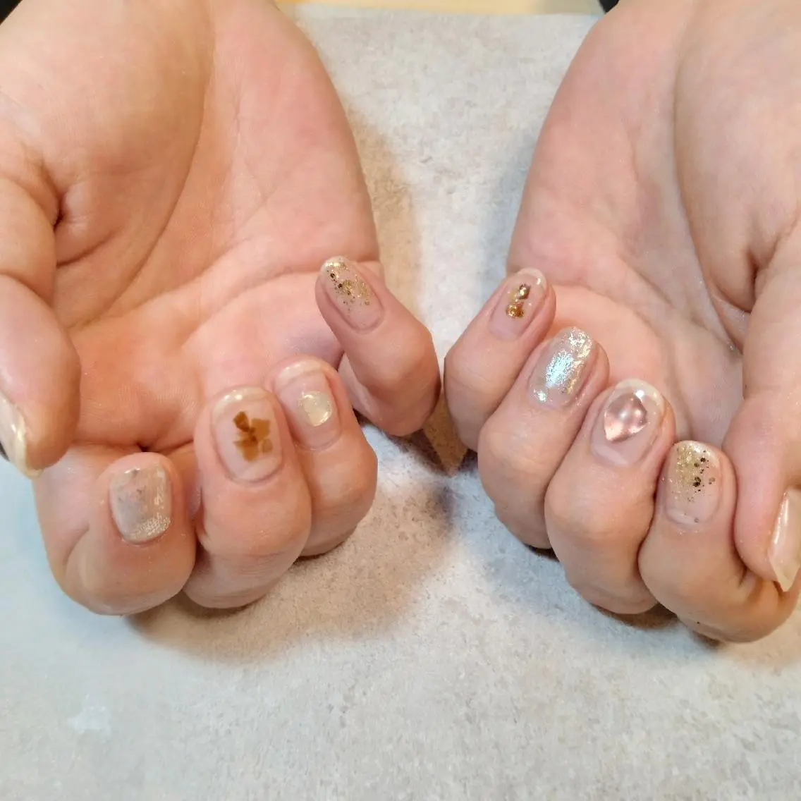 ネイル クリアネイル キラキラネイル 韓国ネイル ショートネイル シンプルネイル ハンドネイル Nailsalon manoのネイルデザイン