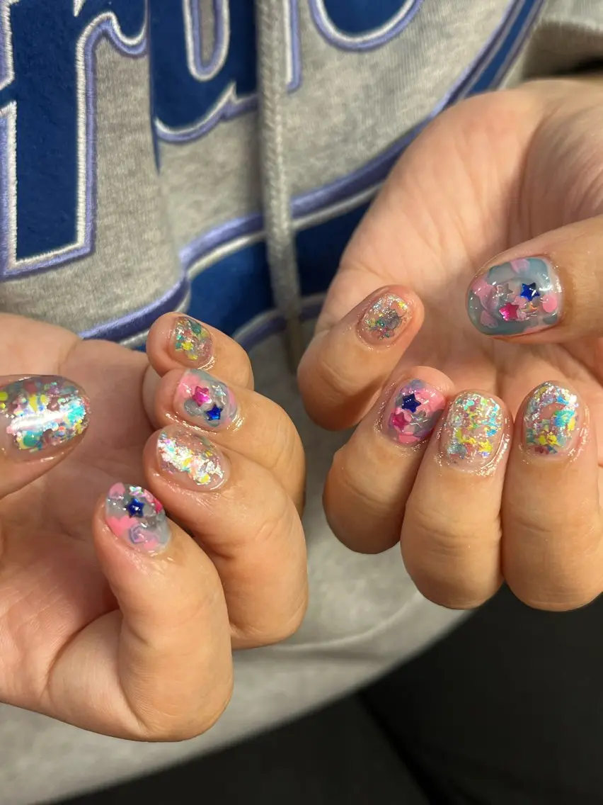 ネイル ニュアンスネイル ショートネイル ハンドネイル ハンドケア nico. ITOMI🎀のネイルデザイン