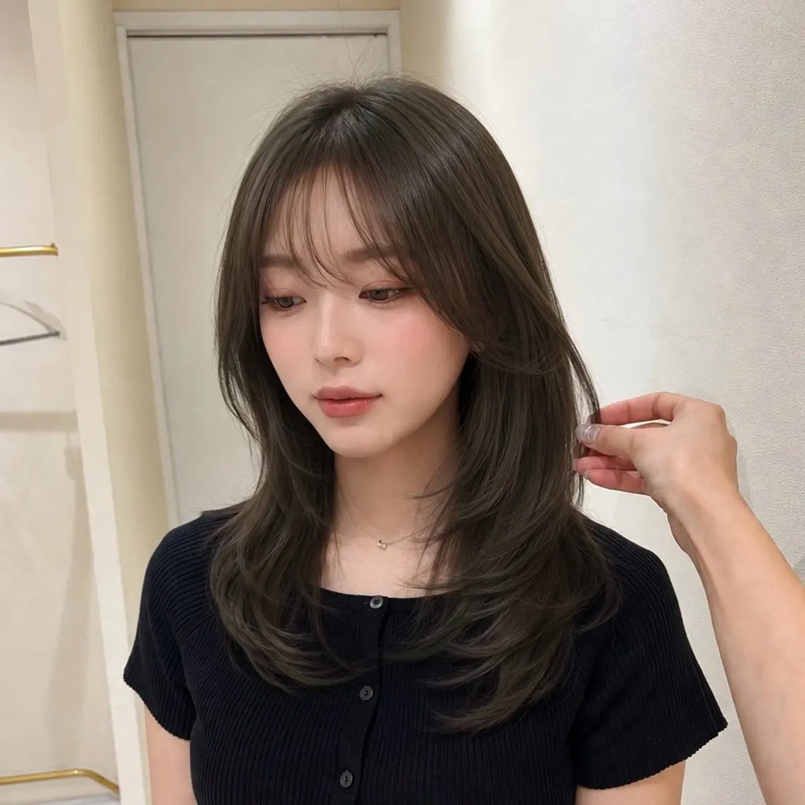 セミロング 韓国風ヘア レイヤーカット カット ヘアカラー 韓国レイヤーカット/ オリーブ/toa🕊のヘアスタイル