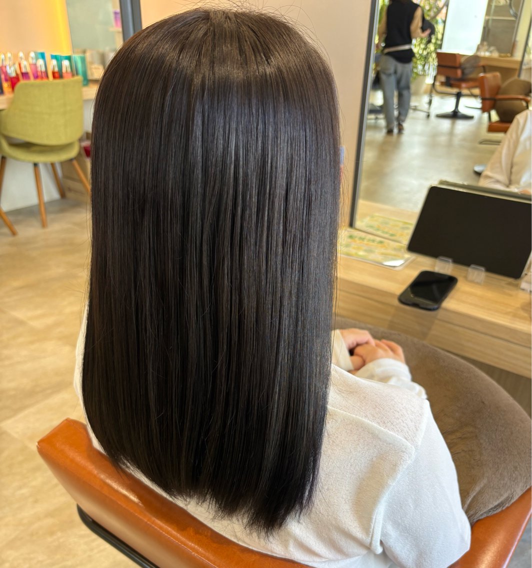 セミロング 髪質改善 カット トリートメント タナサワ ナツミのヘアスタイル