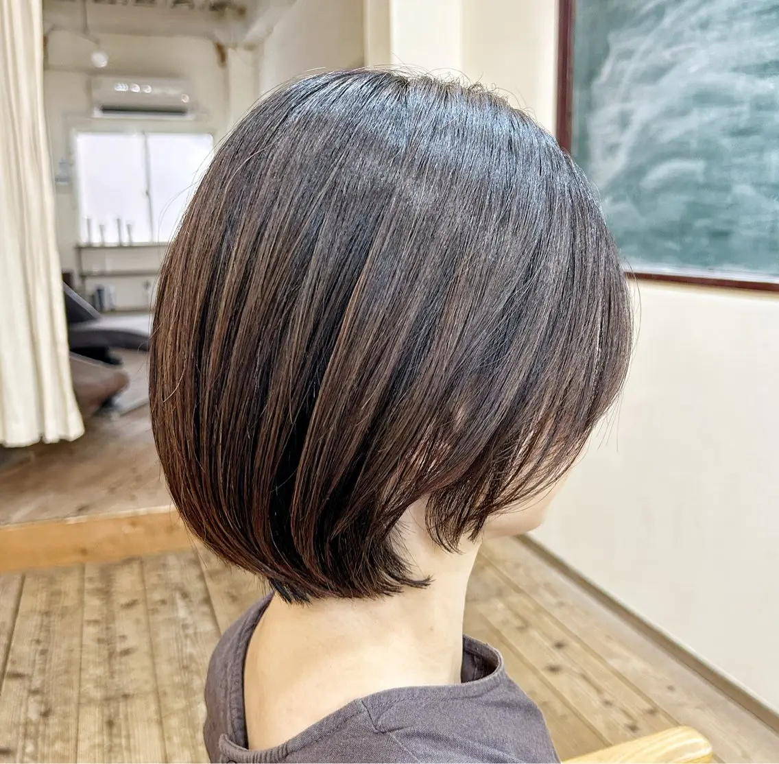 【エイジングケア】全体カット＋低刺激グレイカラー(白髪染め)の写真