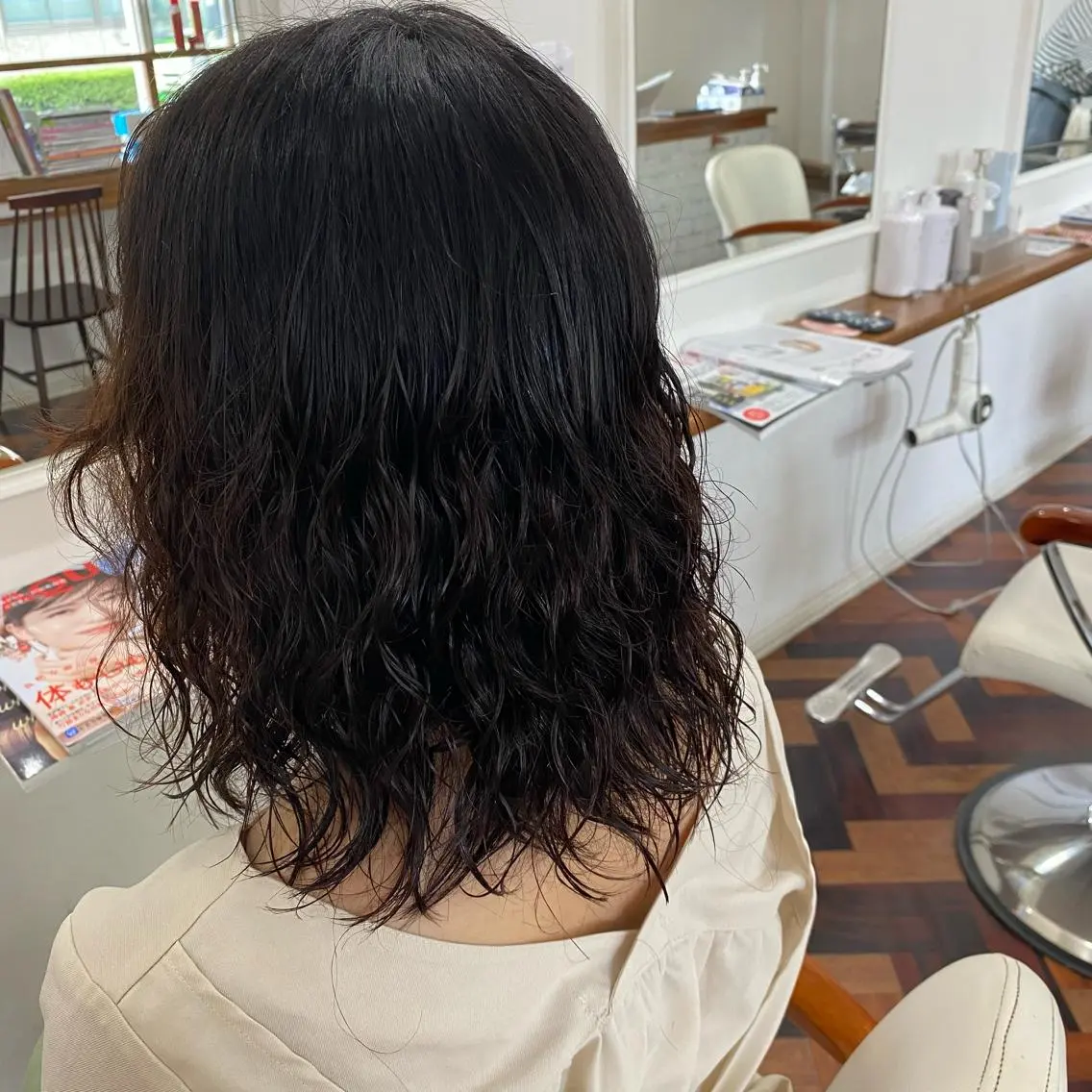 ミディアム パーマ カット ヘアカラー パーマ Kazaoka Saraのヘアスタイル