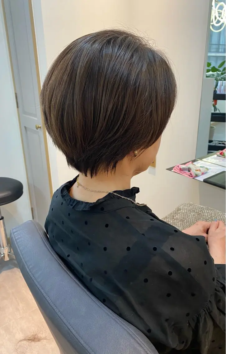 ショート カット 内野 友貴のヘアスタイル