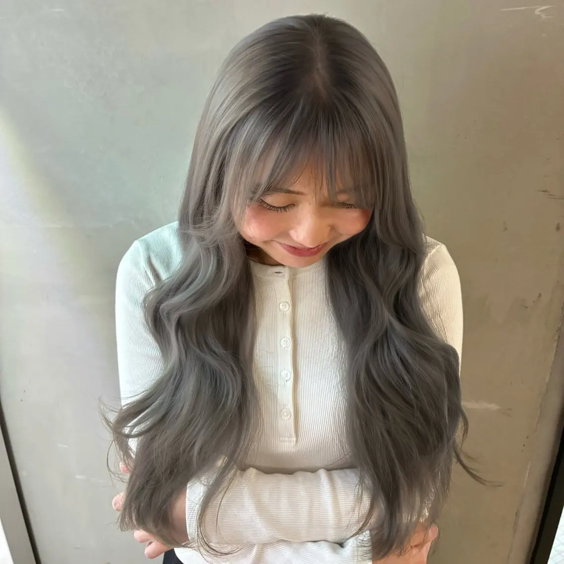 ロング ヘアカラー nanami🏷🤎 ベージュのヘアスタイル