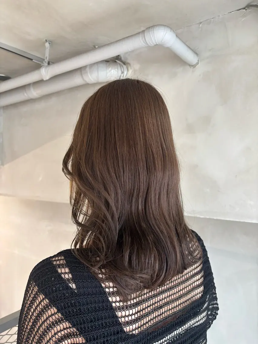 ミディアム ヘアカラー 透明感ブラウン🍪 ヒナノのヘアスタイル