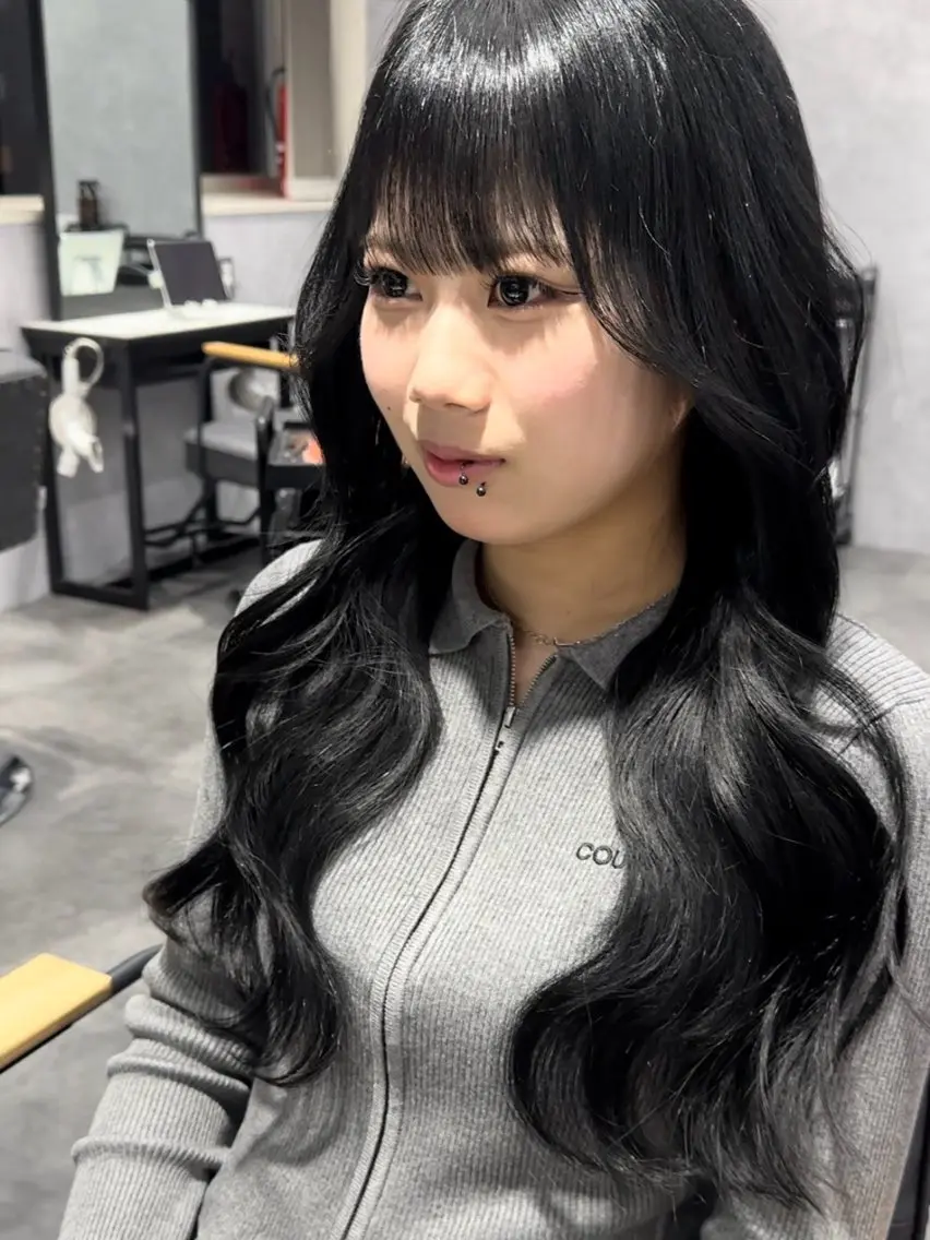 ロング 鈴木 響のヘアスタイル