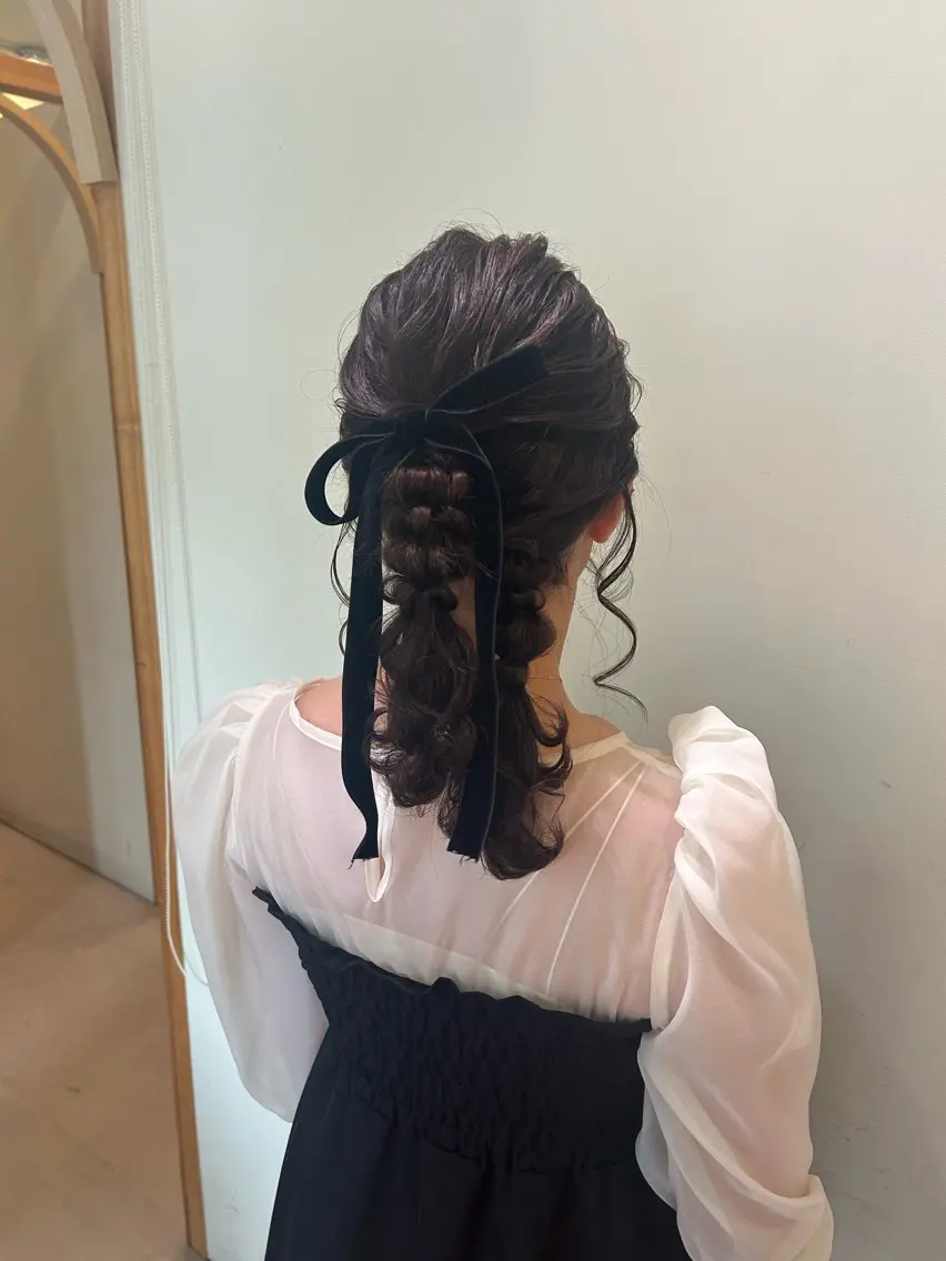 セミロング ヘアアレンジ ヘアセット ボウ🪞ヘアセット /メイク/マツパのマツエク・マツパデザイン