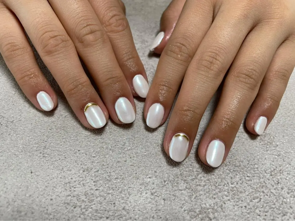 ネイル オーロラネイル ワンカラーネイル ハンドネイル mogunail &blowのネイルデザイン