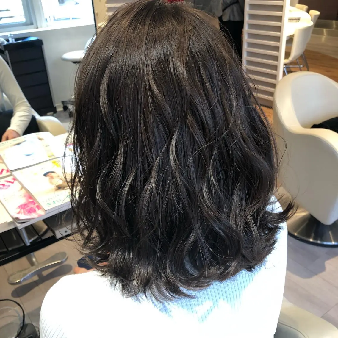 ミディアム カラー 金子 富士のヘアスタイル
