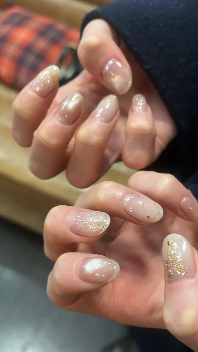 ネイル ニュアンスネイル シンプルネイル 冬ネイル クリスマス SAKU nail 作島茜のネイルデザイン