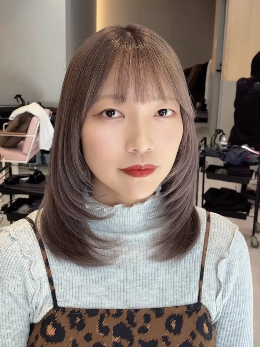 【人気No.3】骨格補正レイヤーカット+艶髪カラー ¥7,000の写真