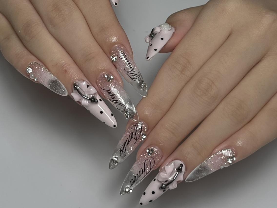 ネイル 長さ出し グラデーション 卒業式 キラキラネイル マグネットネイル HARI Belle nail 池袋のネイルデザイン
