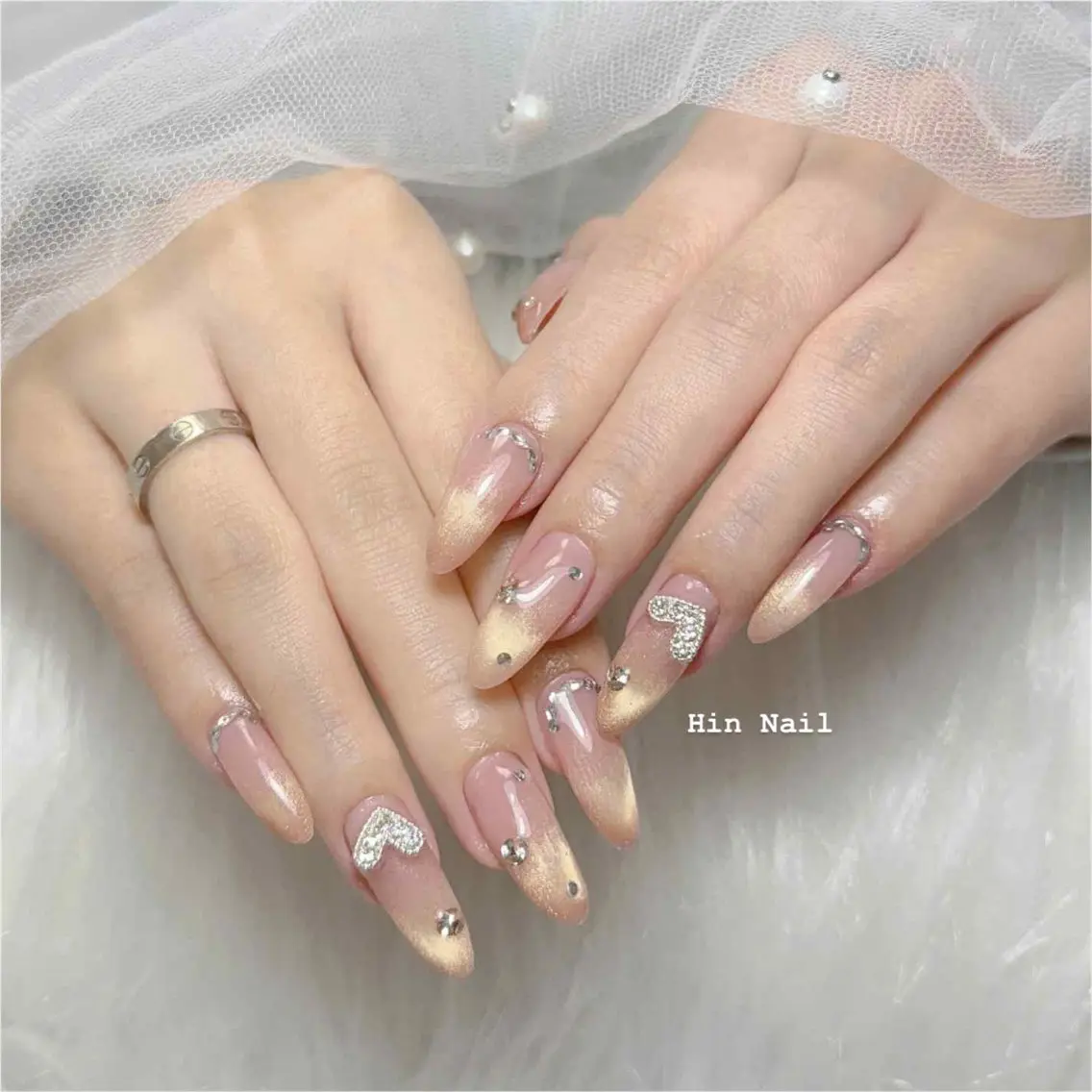 ネイル フットネイル フレンチネイル ジェルネイル グラデーション 韓国ネイル ハンドネイル HIN NAILのネイルデザイン