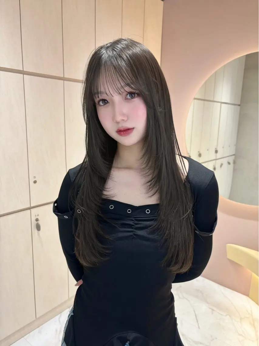 ロング くびれヘア ハッシュカット ハイレイヤー 韓国風ヘア レイヤーカット ヘアカラー 美髪矯正特化 レイヤー👑二響のヘアスタイル