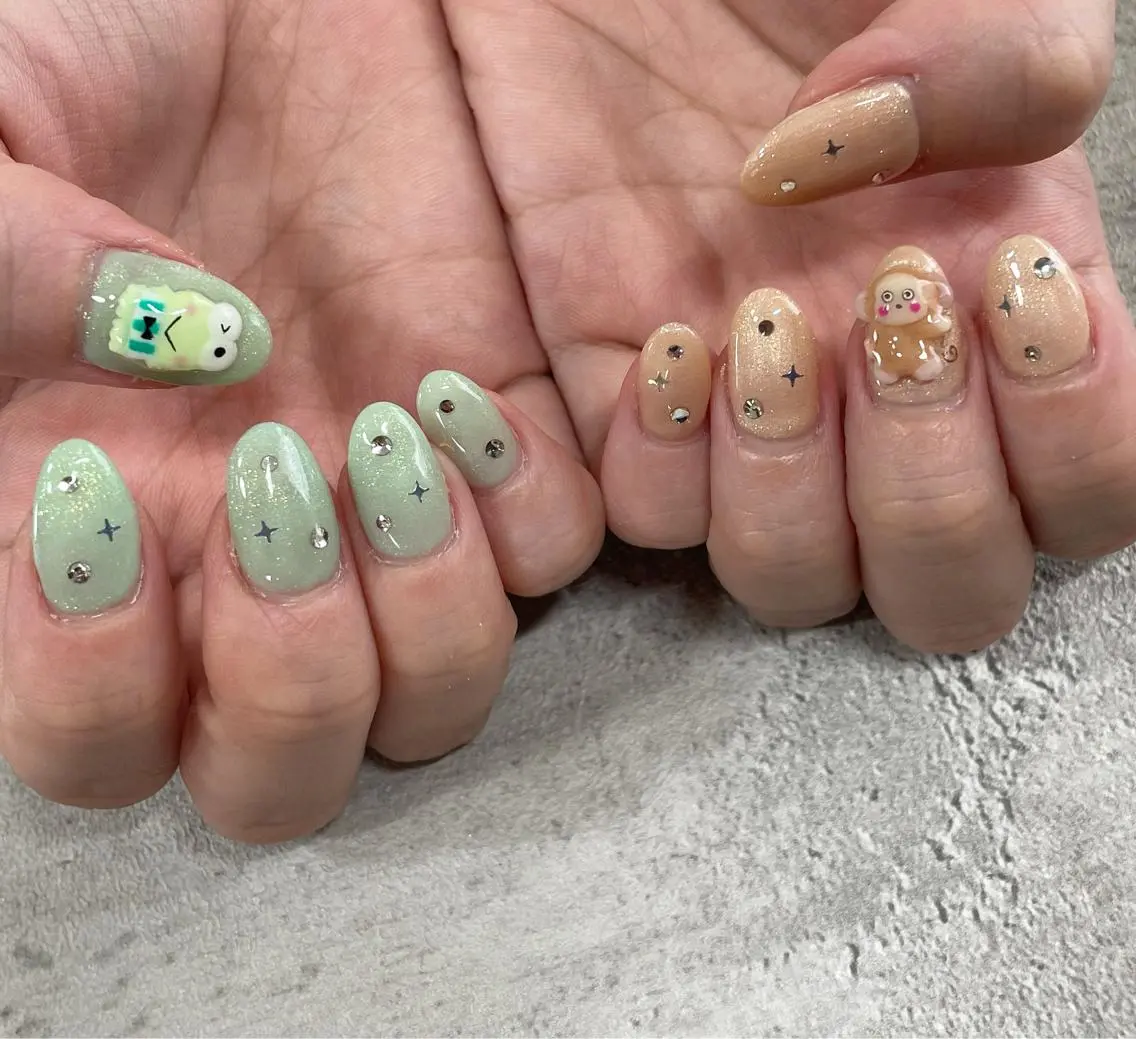 ネイル 東 千夏のネイルデザイン