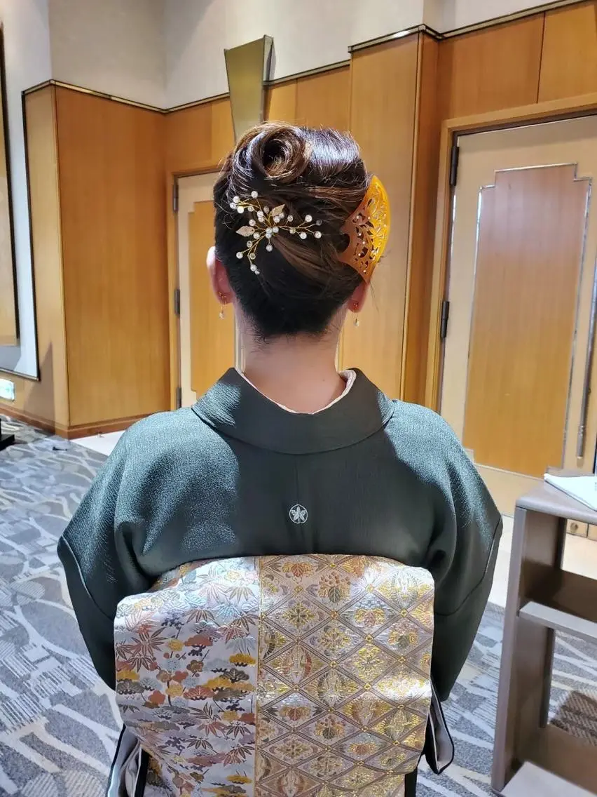 こだわりヘアアレンジやアップヘア（着物、夜会や和装）10時前は早朝メニューからお願いしますの写真