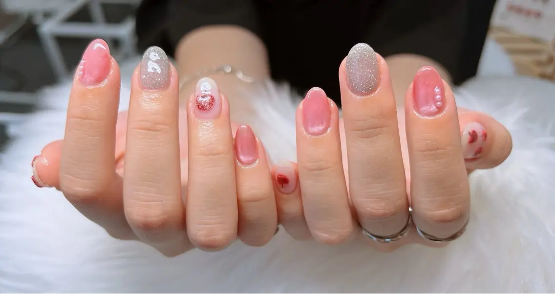 ネイル フットネイル フレンチネイル 韓国ネイル ロングネイル マグネットネイル Lee _nailのネイルデザイン