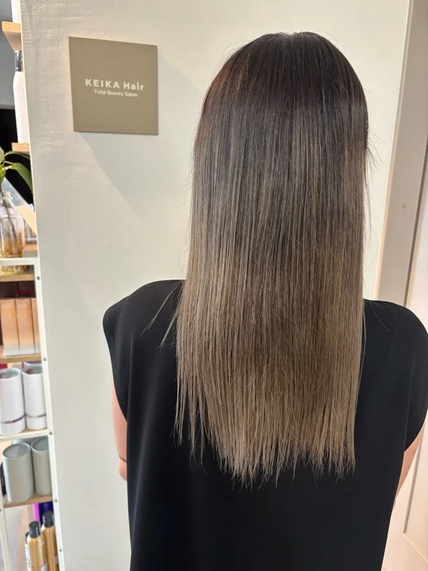 ロング レイヤーカット ヘアカラー 🕯️伊勢崎⚖️/ MARINA🕯️のマツエク・マツパデザイン
