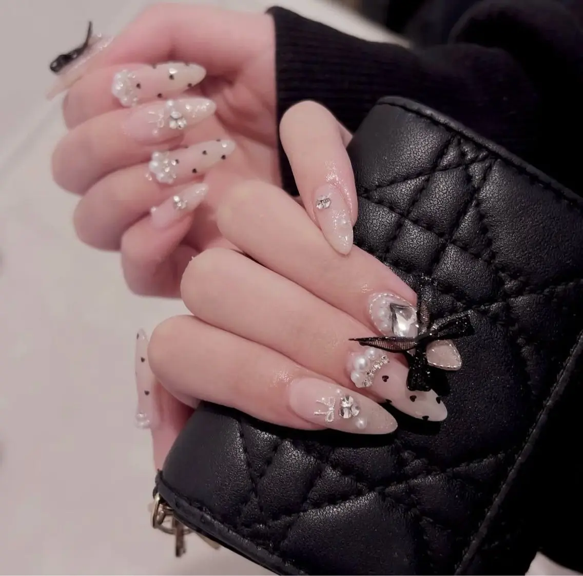 ネイル フレンチネイル グラデーション 韓国ネイル マグネットネイル ミラーネイル ハンドネイル YURI NAILのネイルデザイン