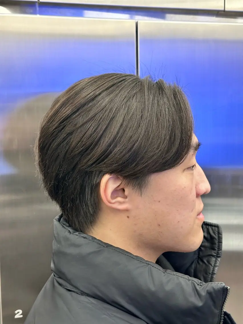 メンズ センターパート マッシュパーマ fifth岡村優作のヘアスタイル