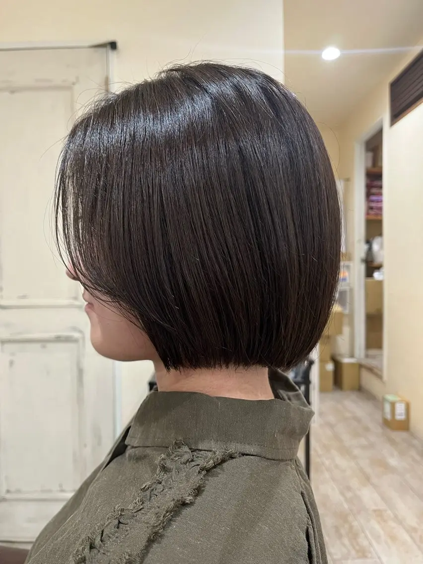ショート カラー ボブ 顔まわりレイヤー レイヤーカット カット ヘアカラー トリートメント 美髪縮毛矯正/ 極髪質改善/ヨウスケのヘアスタイル