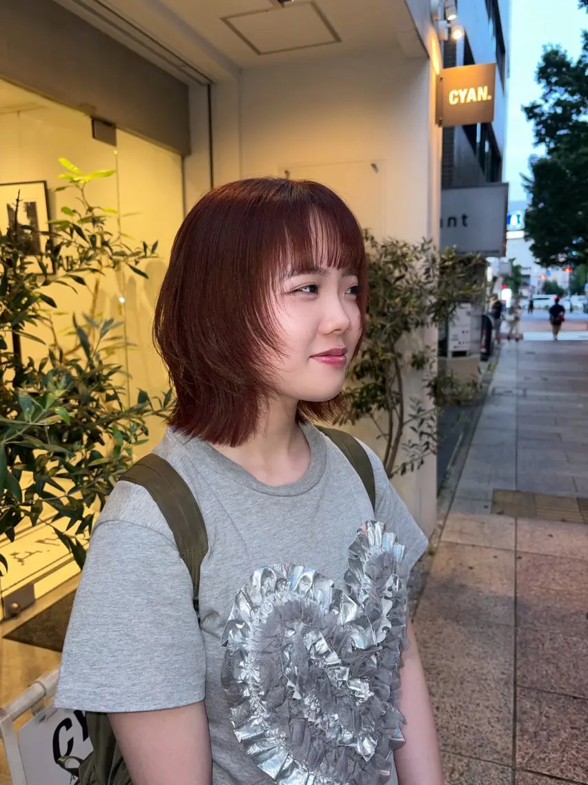 ミディアム カット ヘアカラー 崎久保 優菜のヘアスタイル