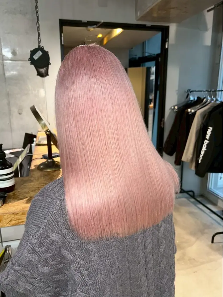 ロング カラー ブリーチ ヘアカラー ハイトーン職人 ♡推しカラー♡カイトのヘアスタイル