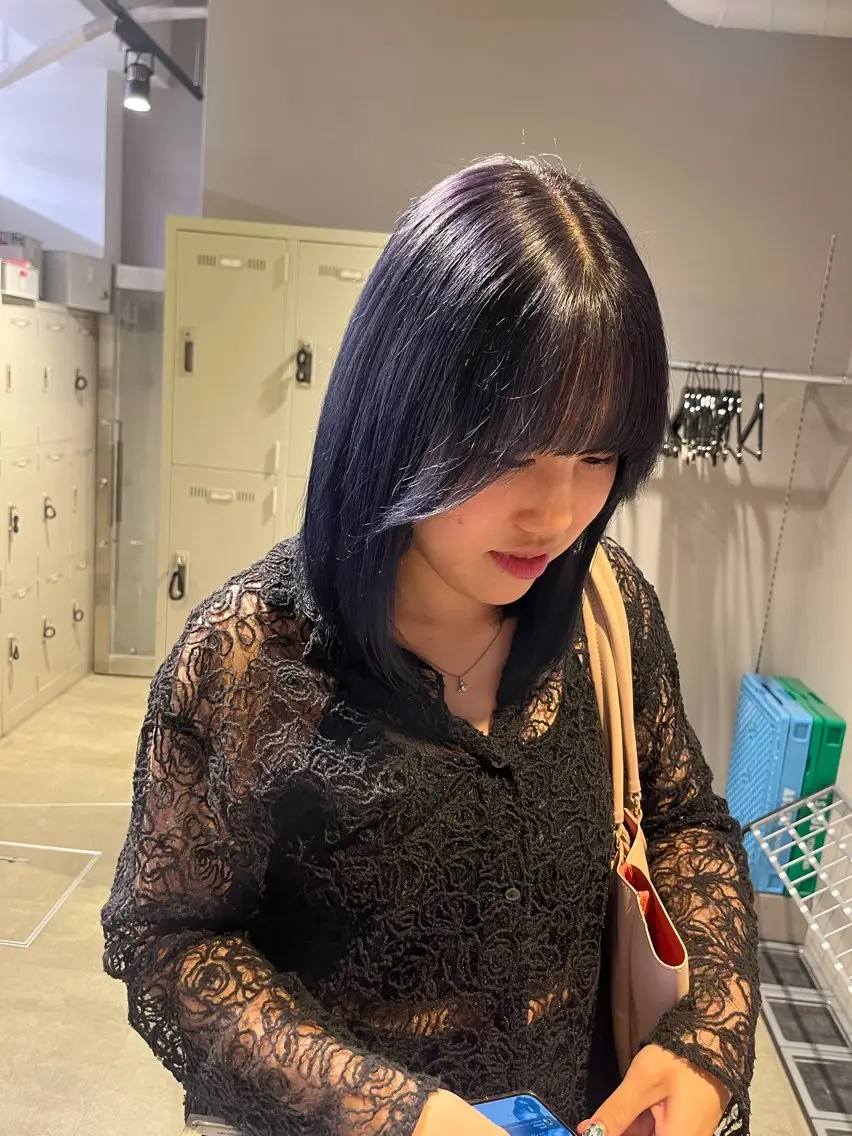 セミロング ヘアカラー トリートメント ヘッドスパ ヘアセット 寒色/ベージュヘア ブリーチありMiOのヘアスタイル