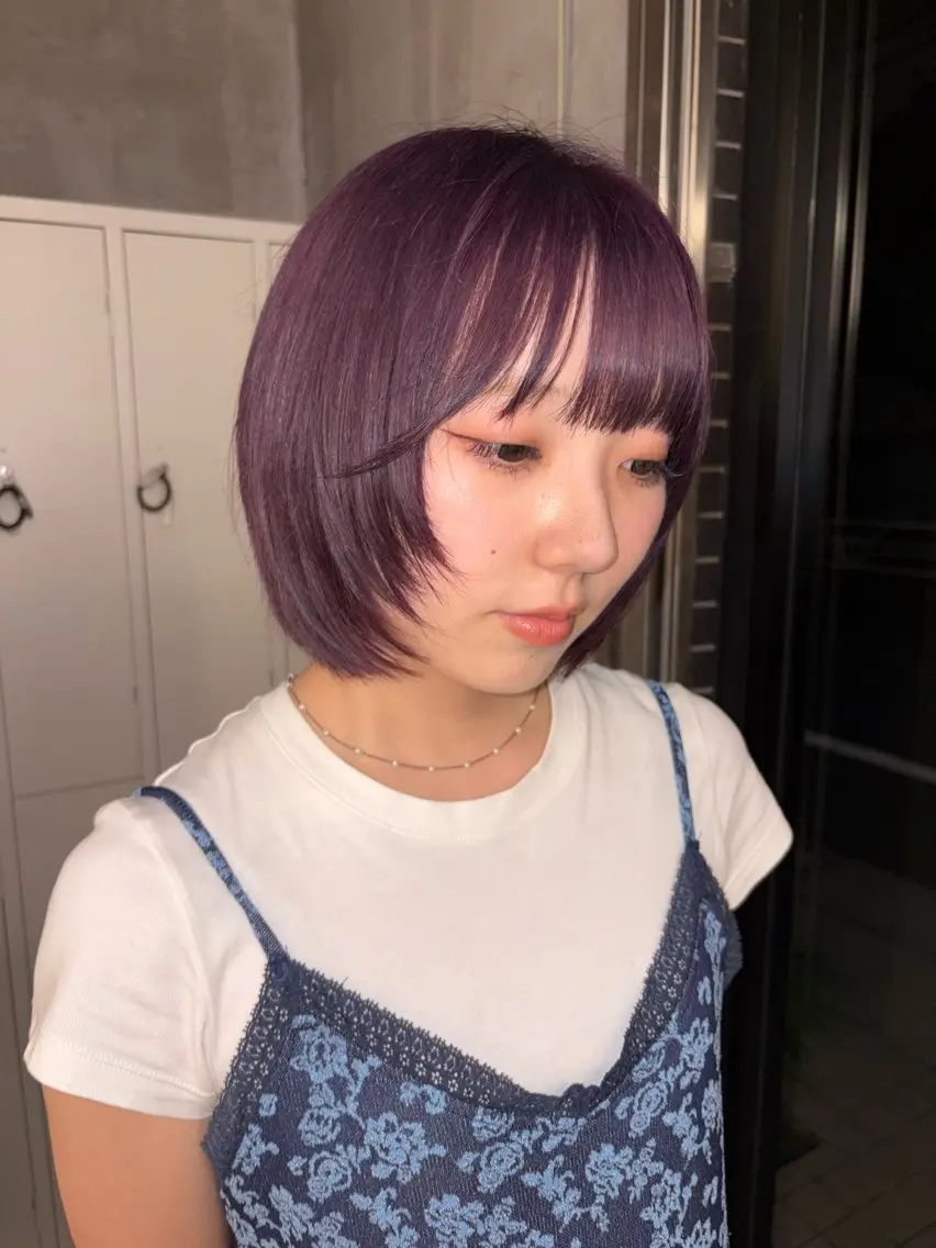 ショート カラー ブリーチ ヘアカラー リカ/ハイトーン ・オリーブ🍀のヘアスタイル