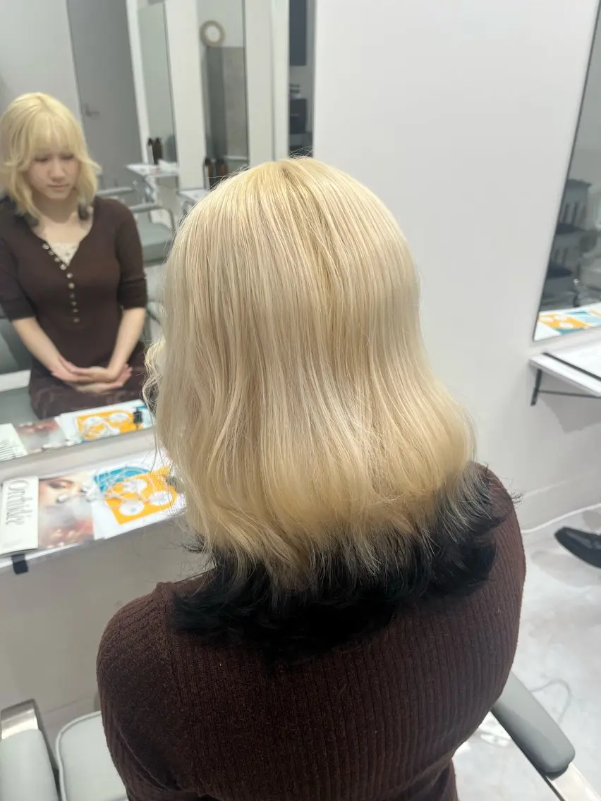セミロング カラー ヘアアレンジ ヘアカラー トリートメント ヘアセット 🩶【推しハイトーン 】yuzu🩶のヘアスタイル