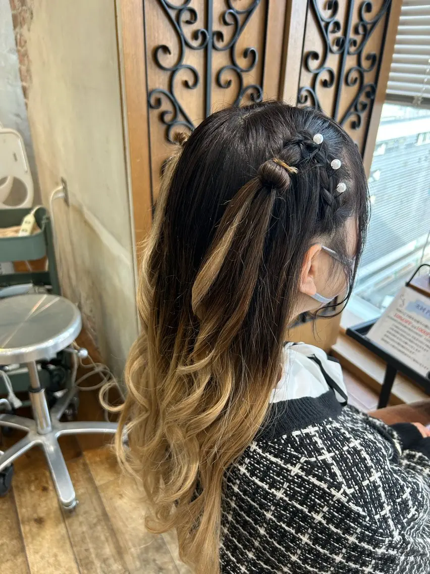 ヘアアレンジ ヘアアレンジ /カラー和田茉日琉のヘアスタイル