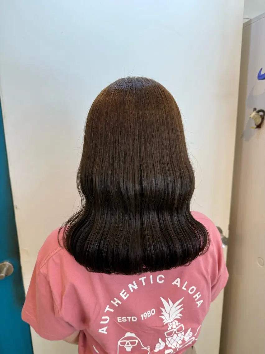 セミロング カラー ブラウンカラー オリーブブラウン ヘアセット/カラー 🩰nanaのヘアスタイル