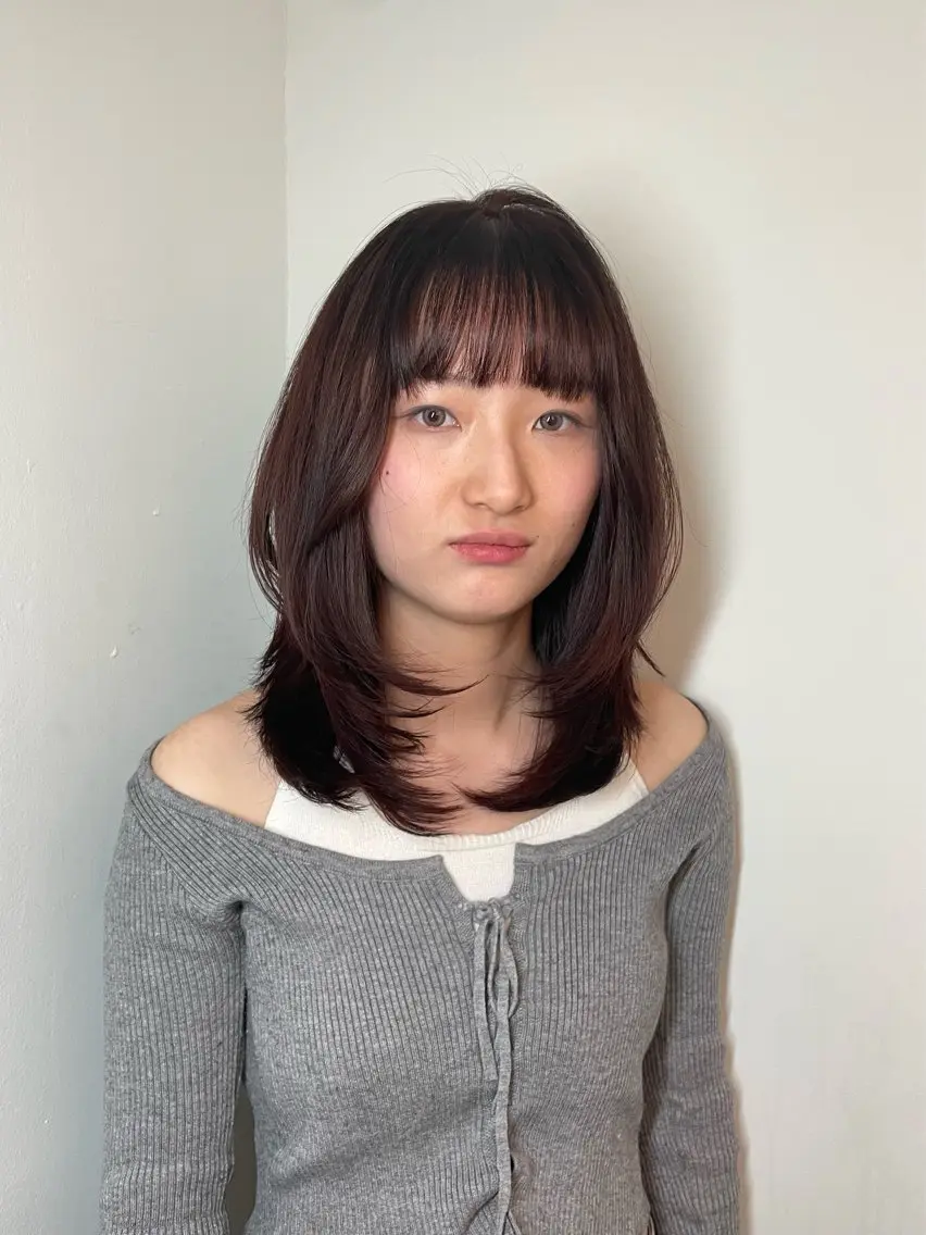 ミディアム レッドブラウン ハッシュカット カット ヘアカラー yu-kaハッシュ カット/韓国レイヤーのヘアスタイル