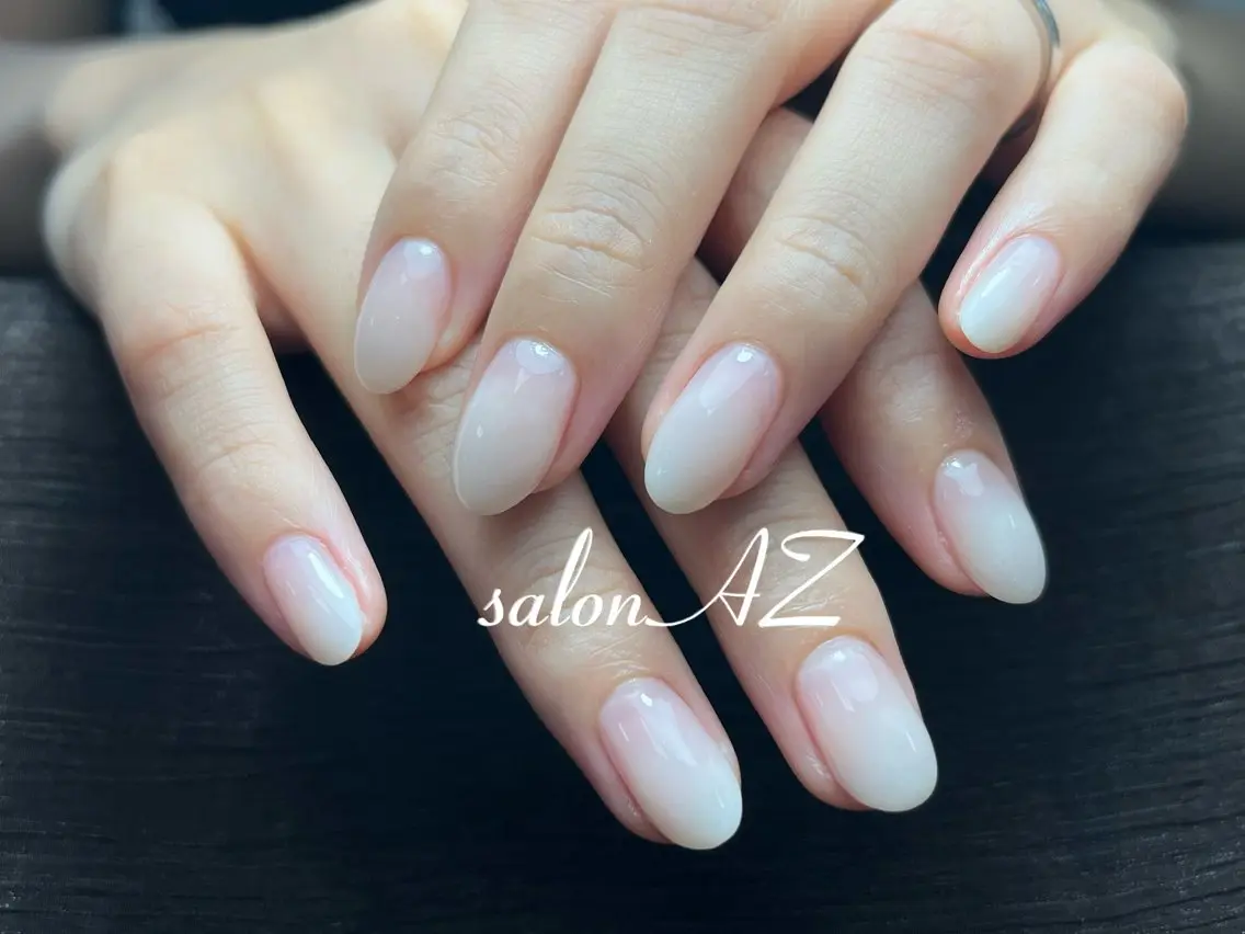 ネイル アートネイル 長さ出し フットネイル フレンチネイル ジェルネイル salon AZのネイルデザイン