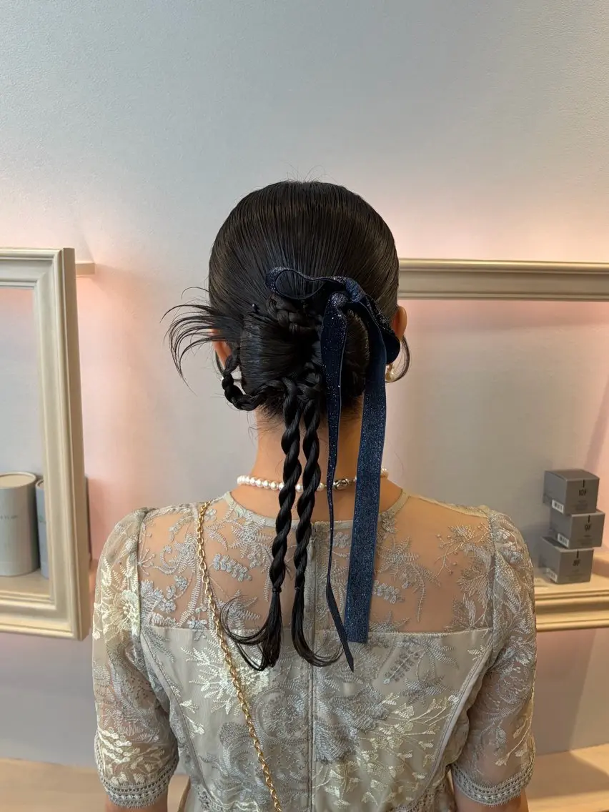 ヘアアレンジ ヘアセット 🍪ヨシイハルネ🍪 ラベンダーカラーのヘアスタイル