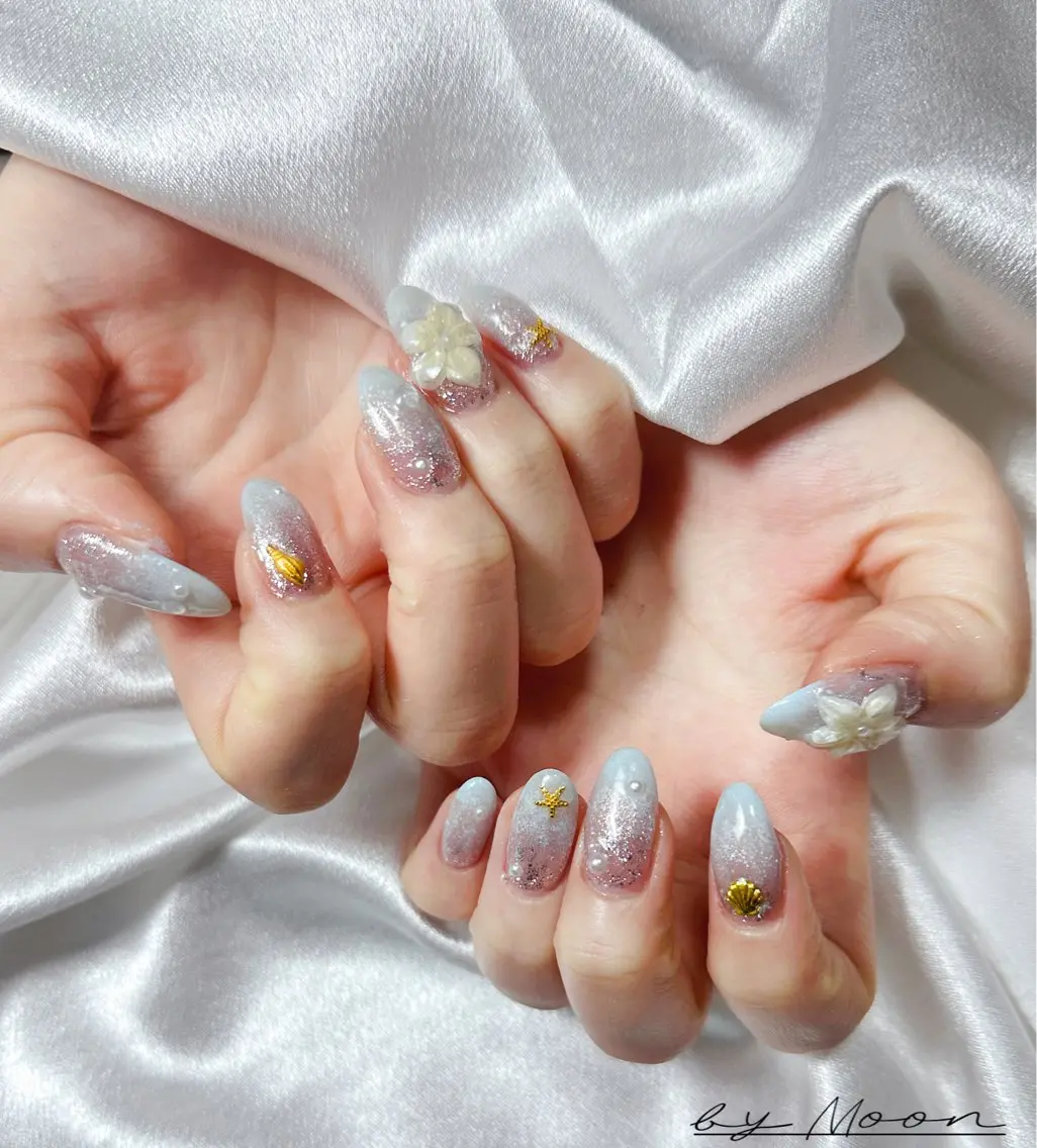ネイル ブルー キラキラネイル ラメ(グリッター) 夏ネイル Moon Nailsのネイルデザイン