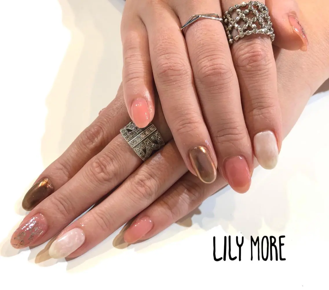ネイル ニュアンスネイル Lily closetのネイルデザイン