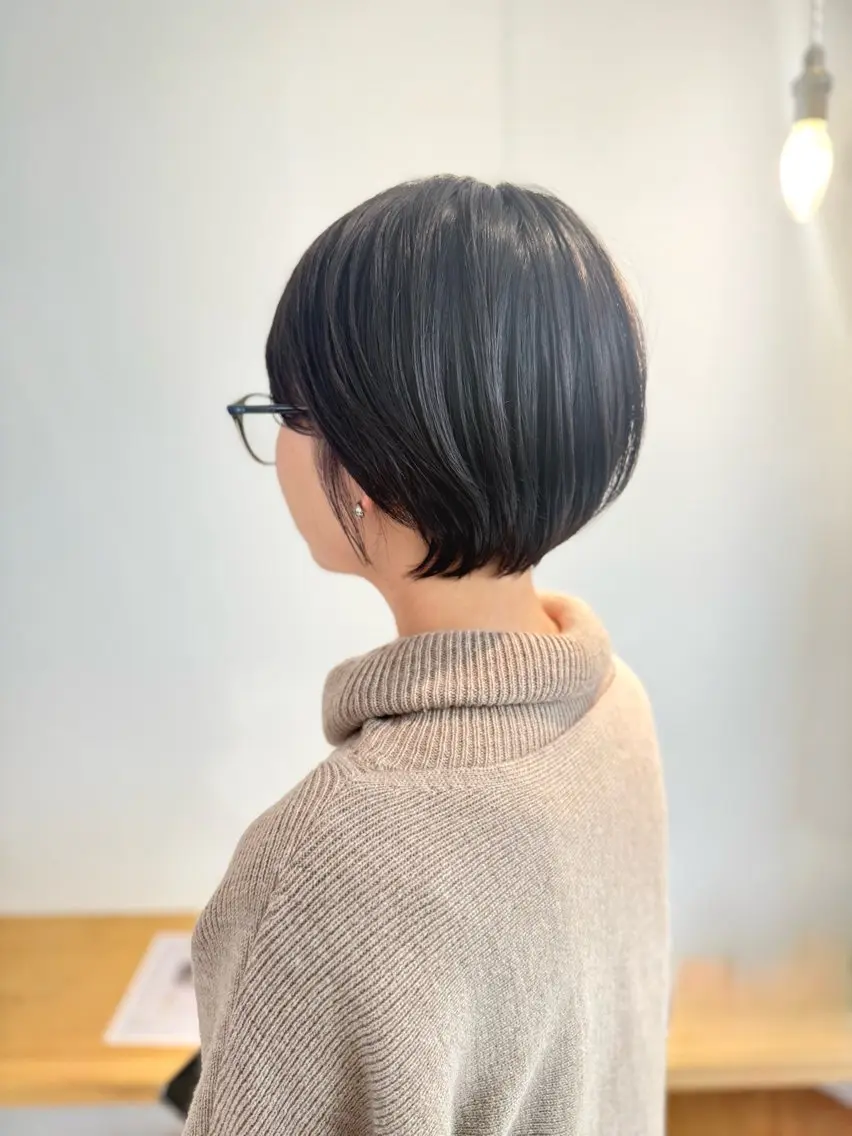 ショート カラー カット ヘアカラー トリートメント 安永 涼のヘアスタイル