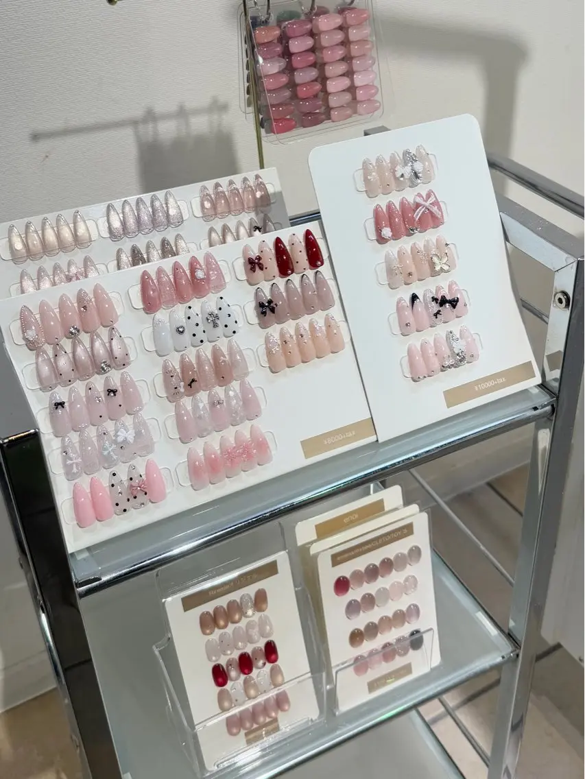 韓国ネイル🎀今だけ特別価格！(サンプルよりお選びいただきます)の写真