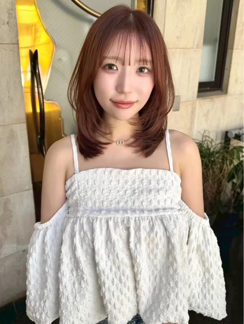 ミディアム くびれヘア 顔まわりレイヤー 顔周りカット 韓国風ヘア レイヤーカット 似合わせカット🎀 𝑵𝒐𝒏𝒐🎀のヘアスタイル