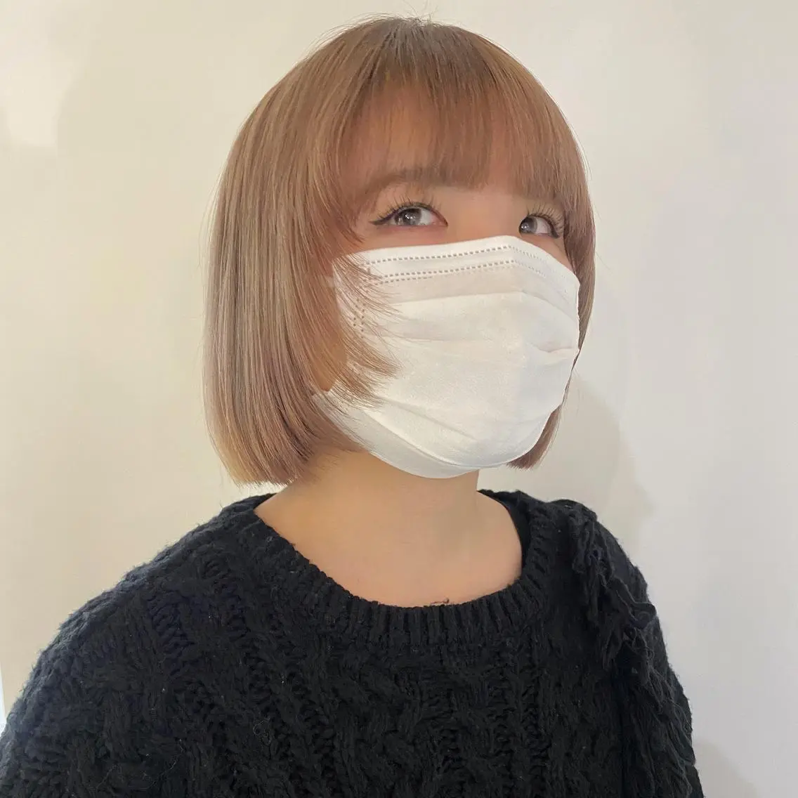 ショート カラー ベージュカラー ブリーチ ホワイトベージュ 🌻名古屋🌻 🫧ハイトーン🫧のヘアスタイル